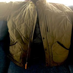 Men’s Jcrew quilted green jacket.